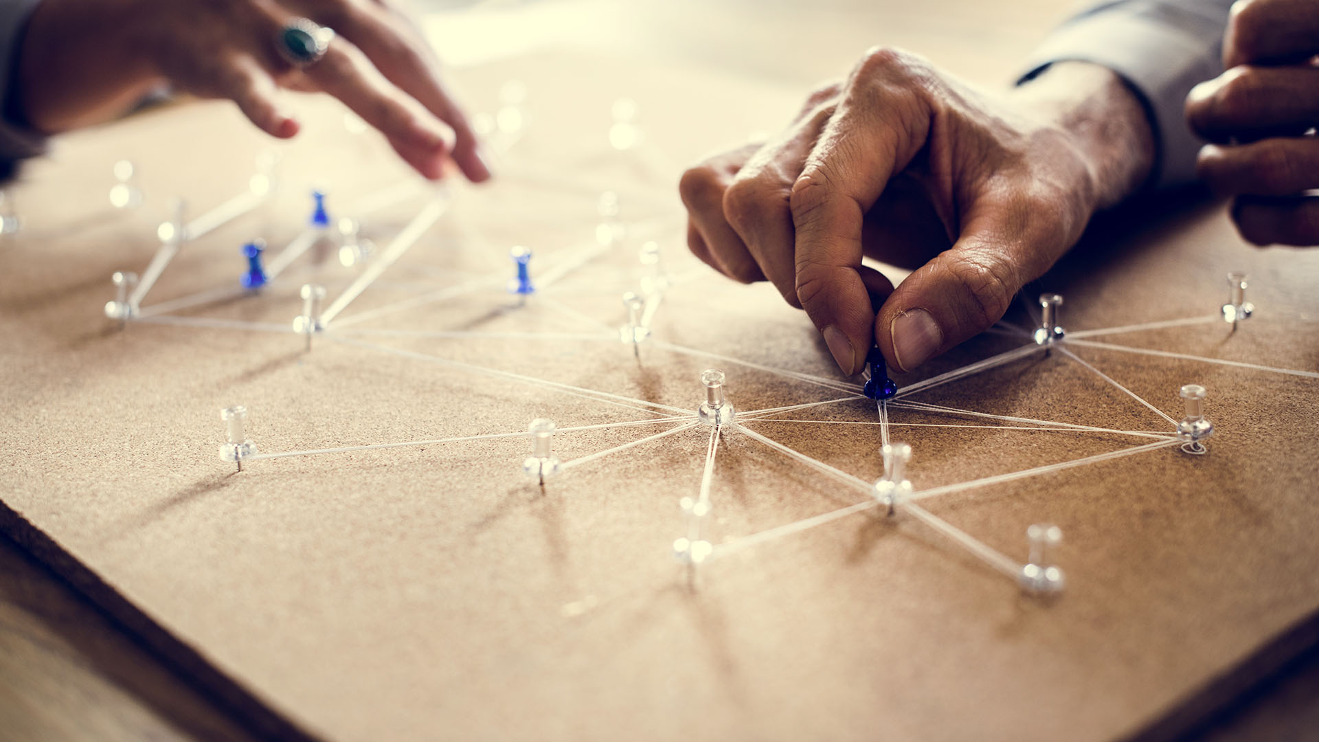 Service Strategy: Future-Proof Your Ops With A Field Service Hub