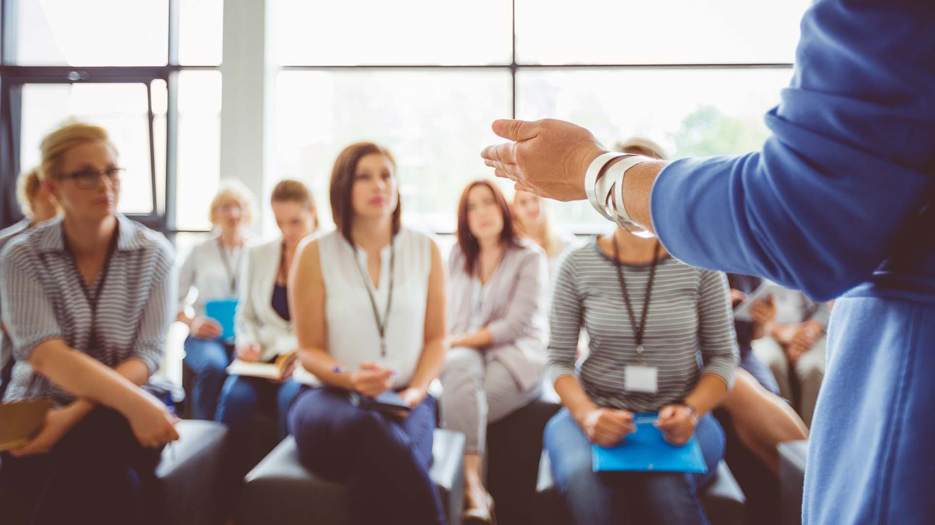 Creating and Delivering Business Presentations
