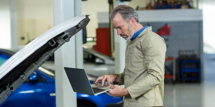 Autonomous Replenishment: Programmatic Commerce for Spare Parts